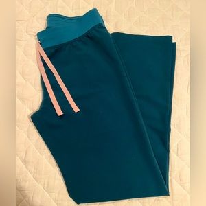 Figs Caribbean Blue Livingston S